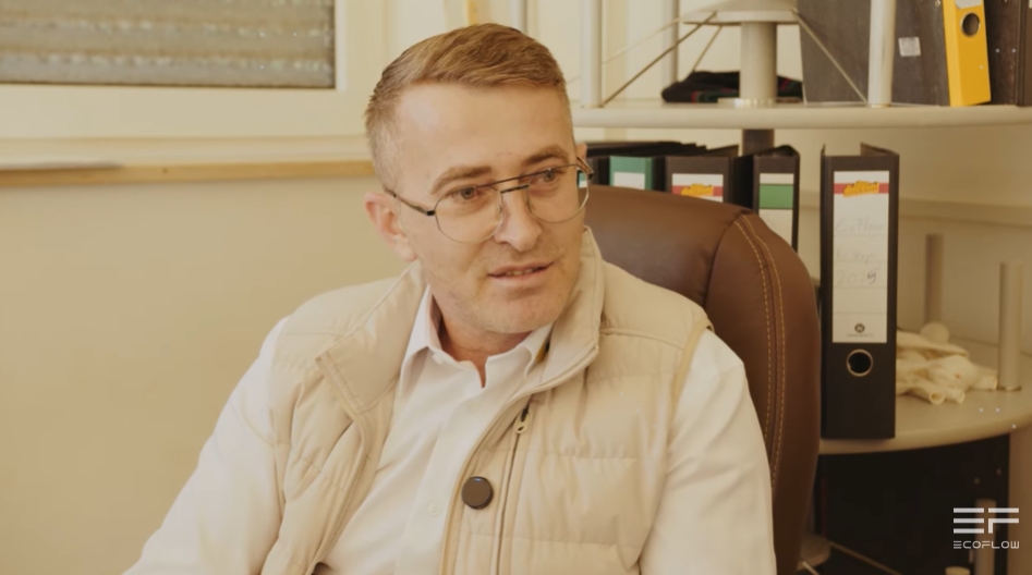 EcoFlow Batteriespeicher-Benutzergehäuse：Installateur Krasnici