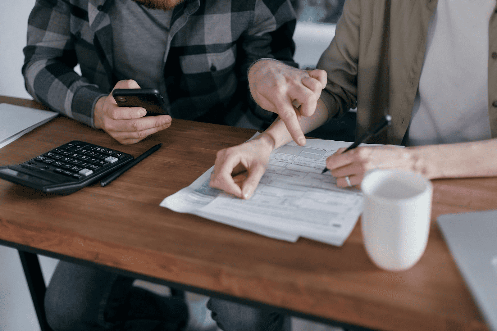 couple’s expectation about savings and bills