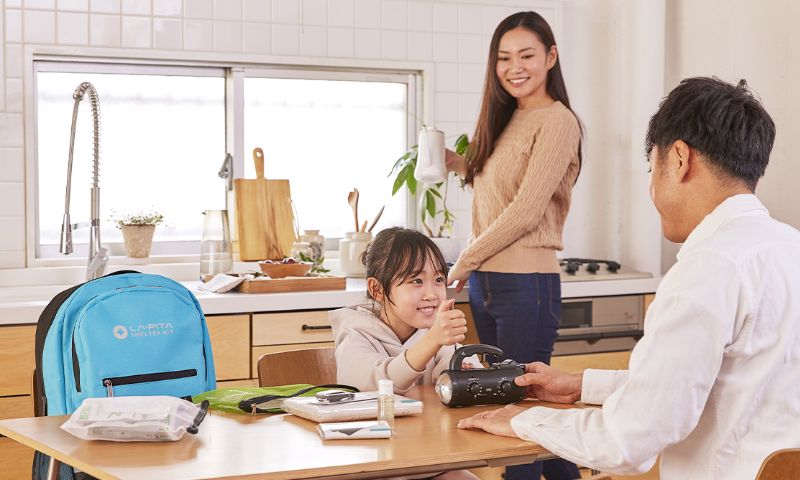 LA・PITA 防水仕様 おしゃれ防災リュック