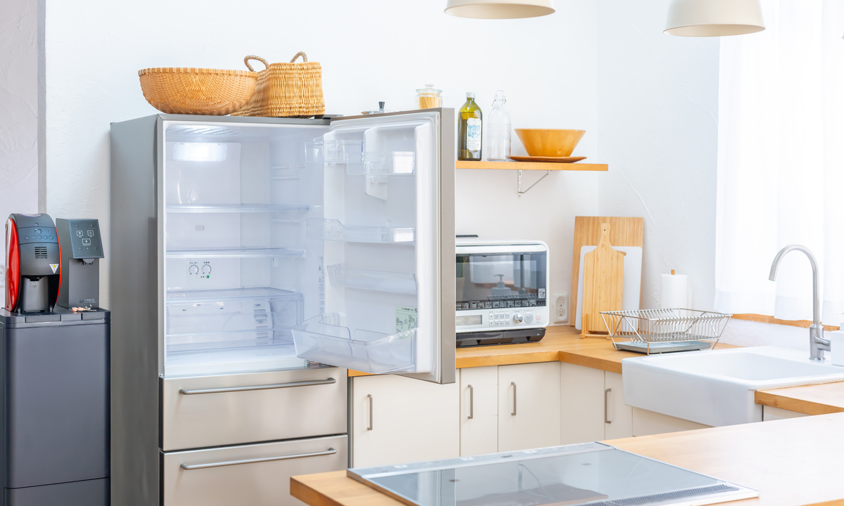 冷蔵庫　引っ越し　電源　注意点　新居