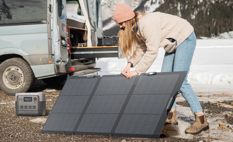 ソーラーパネルVS走行充電器