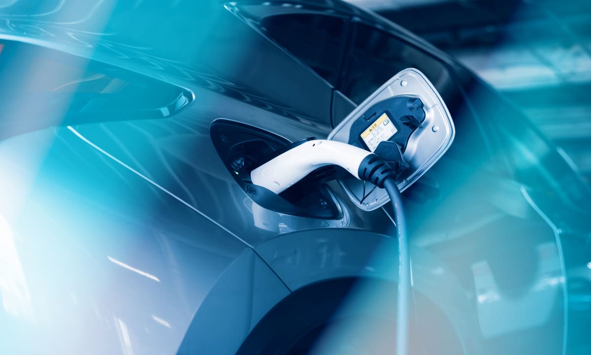 電気自動車　充電　EV　PHEV　スピード　時間