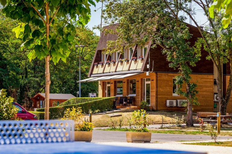 Camping ouvert en hiver en france