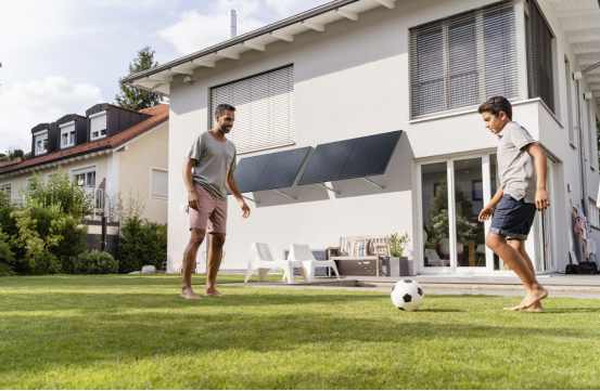 Wand-Balkonkraftwerk Montage