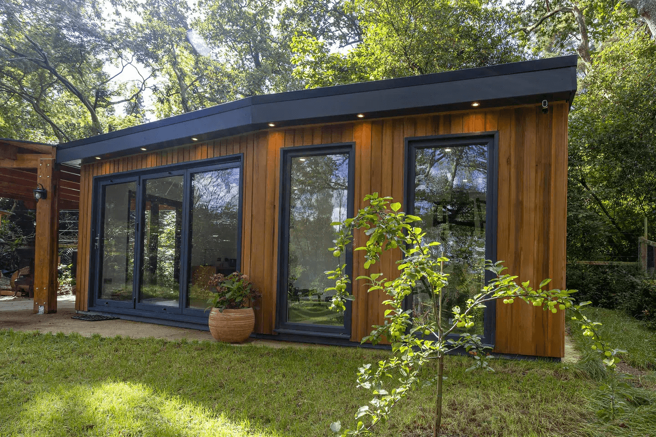 Insulated garden rooms
