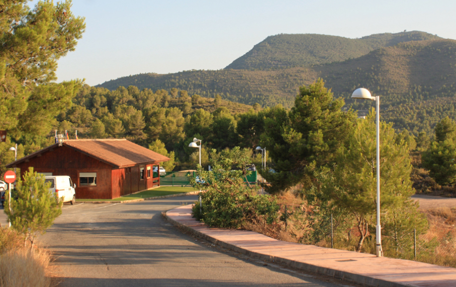 camping familiar en Camping Sierra Calderona