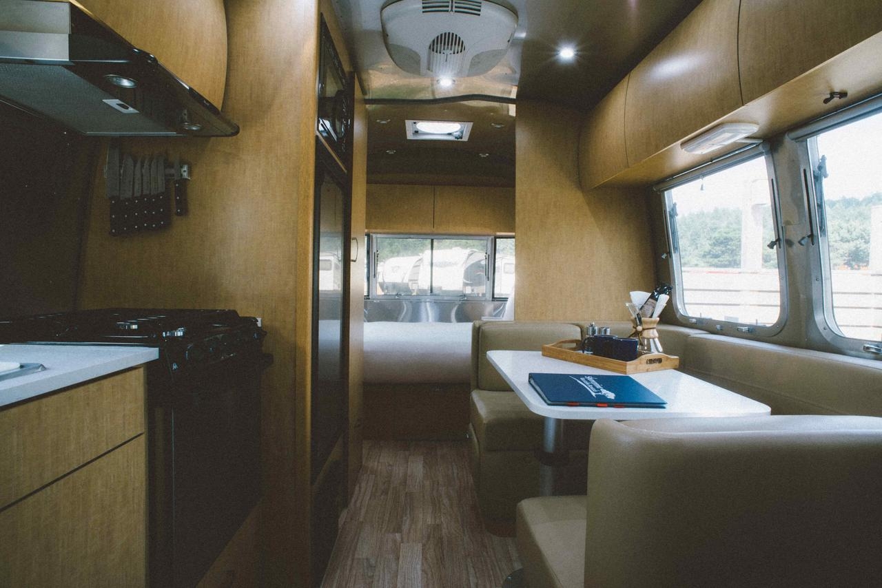 Micro-ondes pour camping-car